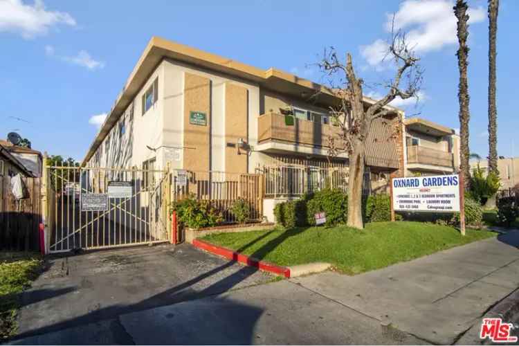 For Sale 32 Unit Garden Style Apartment Community in Van Nuys