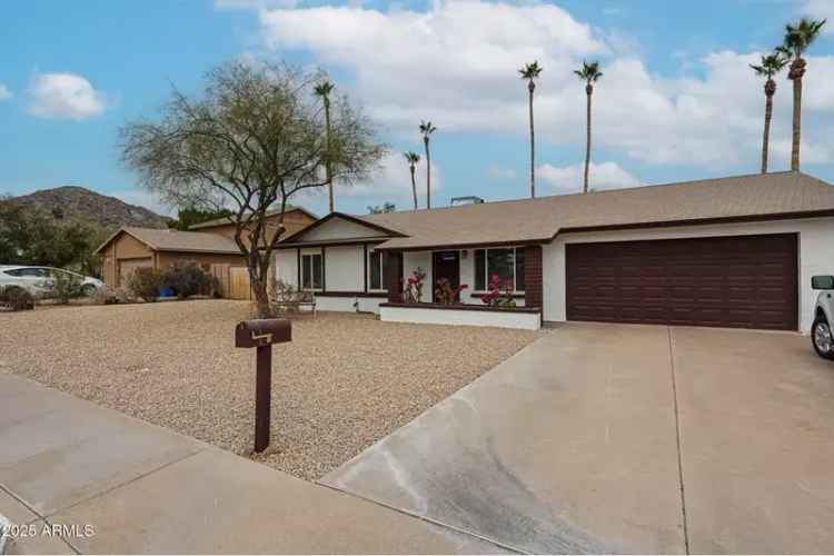 Rent Move In Ready House in Ahwatukee with Diving Pool and View