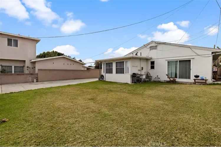 Multi Unit Buy with Two Single Family Homes in Long Beach with Large Lot