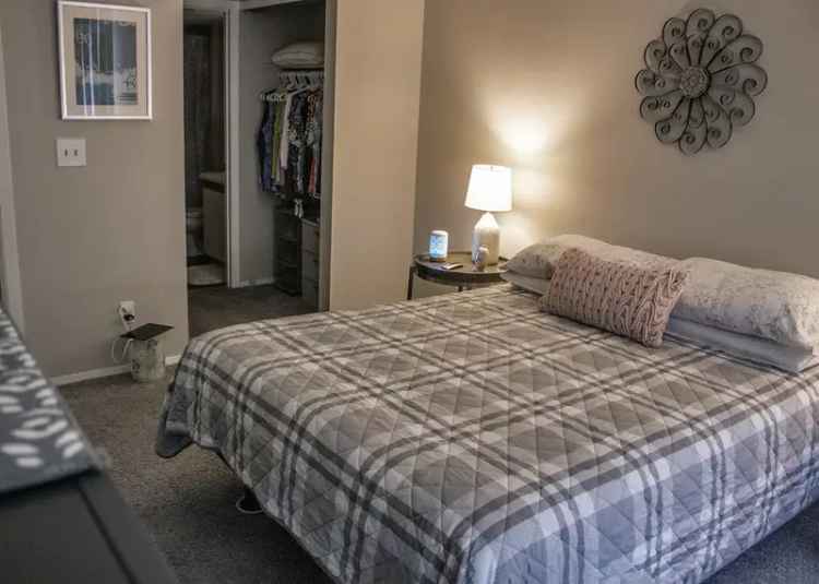 Rent Apartments in Mt. Morris with Cozy Floor Plans and Great Amenities