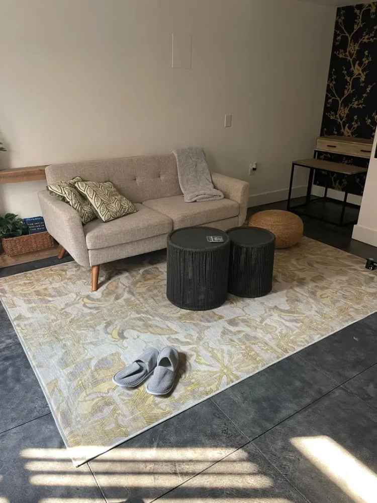 Apartment Unit for Rent