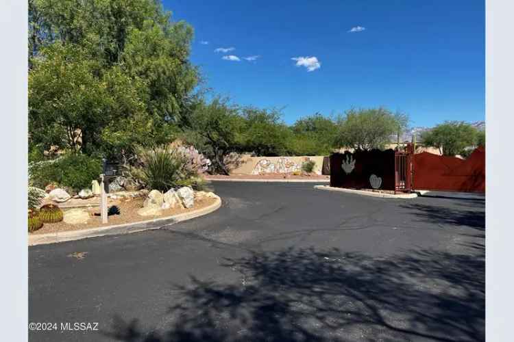 Luxury Lot for Sale in Gated Oro Valley Community with Mountain Views