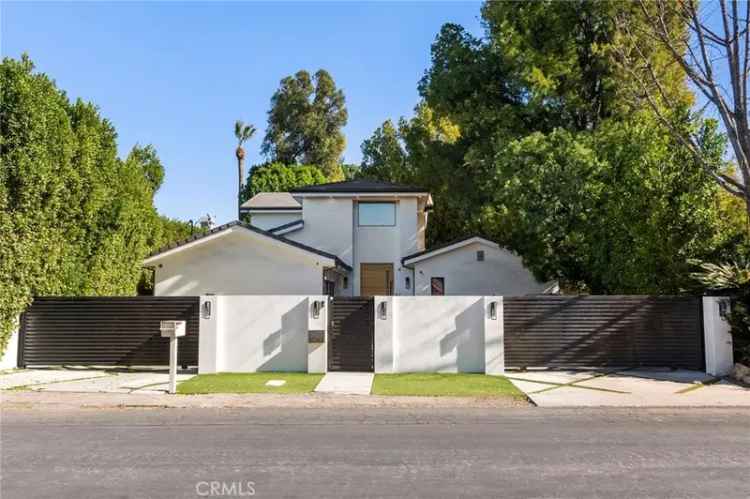 House For Sale in 5062, Woodley Avenue, Los Angeles, California