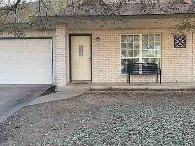 House for Rent in Leander with 3 Bedrooms and 2 Bathrooms