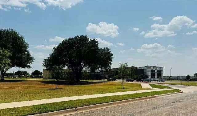 Develop Multi Family Duplex Lot Near Dyess Air Force Base