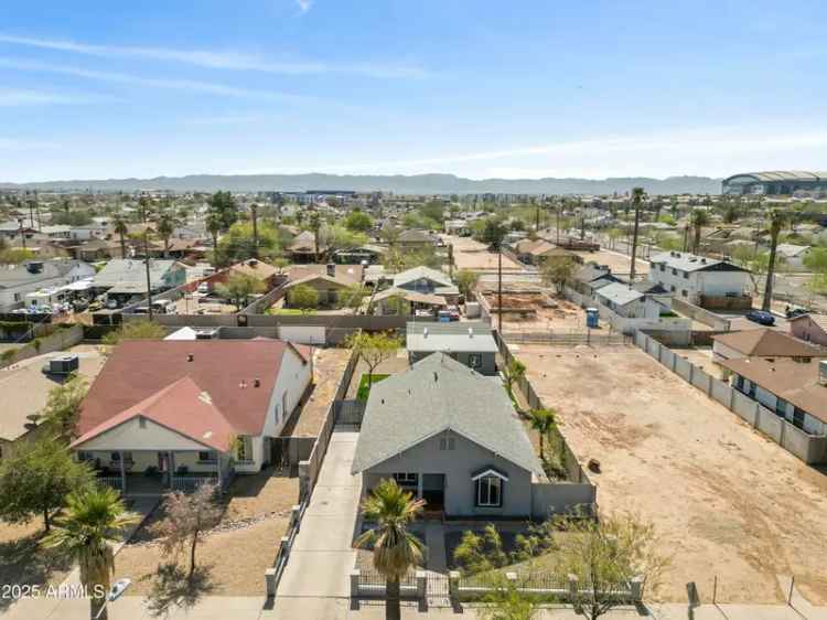 House For Sale in 1115, East McKinley Street, Phoenix, Arizona