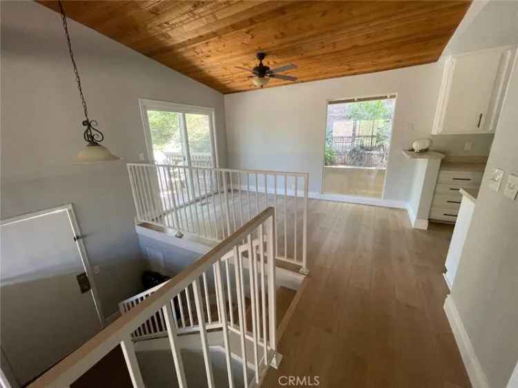 House For Sale in 323, Canyon Crest Lane, Lake Arrowhead, California