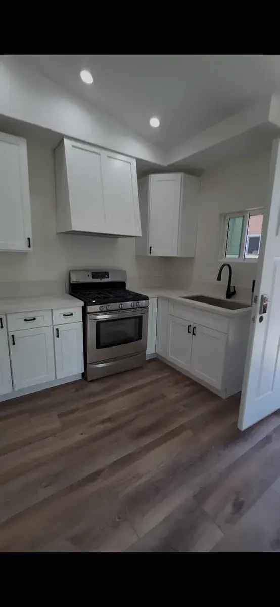 Rent Apartment Unit with One Bedroom in a Beautiful Quiet Area