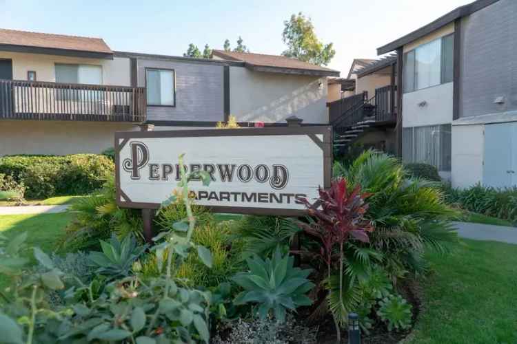 Rent Spacious 1 Bedroom Apartment with Private Patio in Fullerton