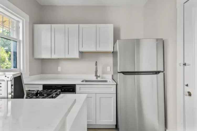 Rent Apartment Near Harvard Square with Modern Features