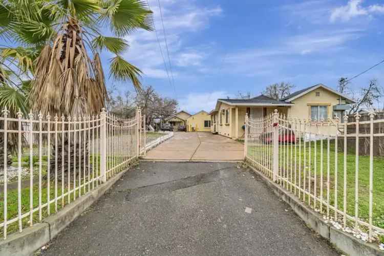 Buy Triplex in Sacramento with High Rental Income Potential