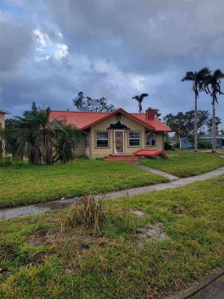 House For Sale in 2502, Riverside Drive East, Bradenton, Florida