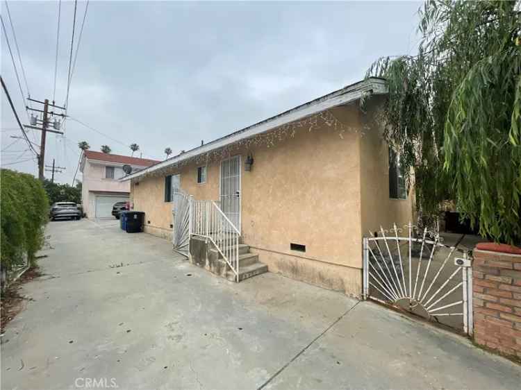 House For Sale in 322, North Ditman Avenue, California