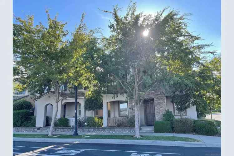 House For Sale in 2889, Market Street, Roseville, California