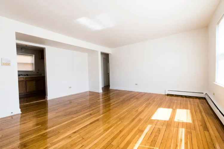 Rent Two Bedroom Apartments Near Rainbow Beach with Great Amenities