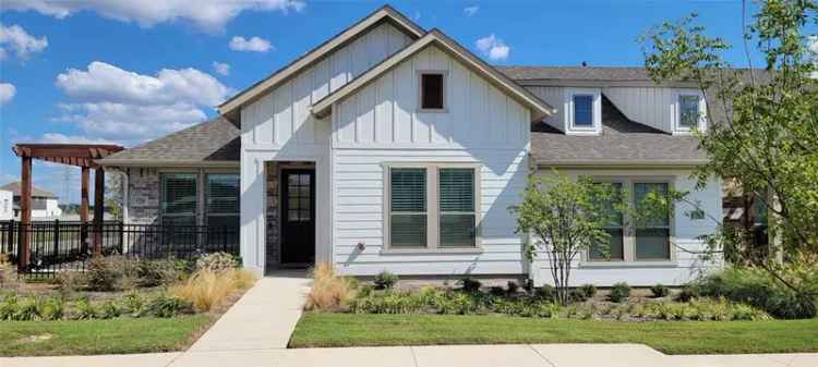 Rent CB Jeni Townhome in Argyle TX with Modern Features and Community Amenities