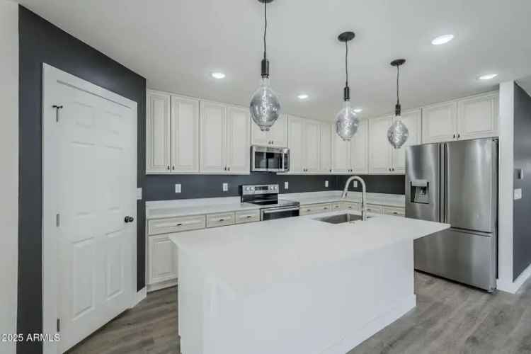 Buy Modern Home 4 Beds 3 Bath Near ASU Phoenix