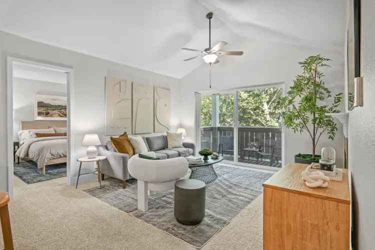 Rent Modern Apartments Near Oregon Zoo in West Hills Portland