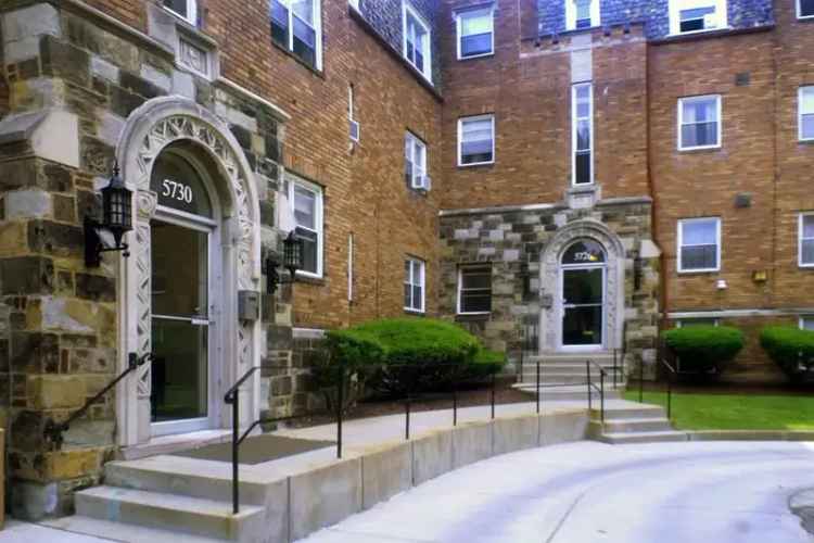 Rent Apartments in Pittsburgh with Convenient Amenities