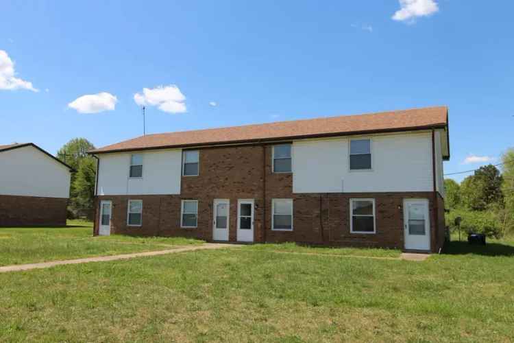 Charming townhouse for rent near Fort Campbell with 2 bedrooms