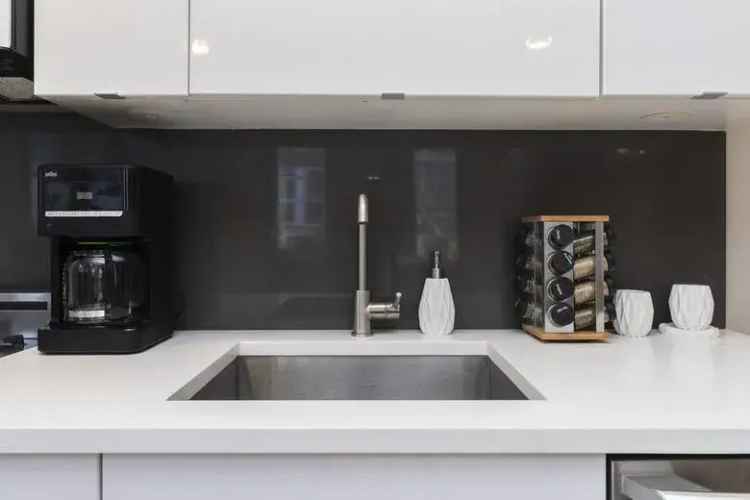 Rent Stunning 2 Bedroom Apartment in East Village with Modern Finishes