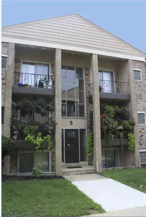 Rent Apartments at Manor Crossing Near Downtown West Chester