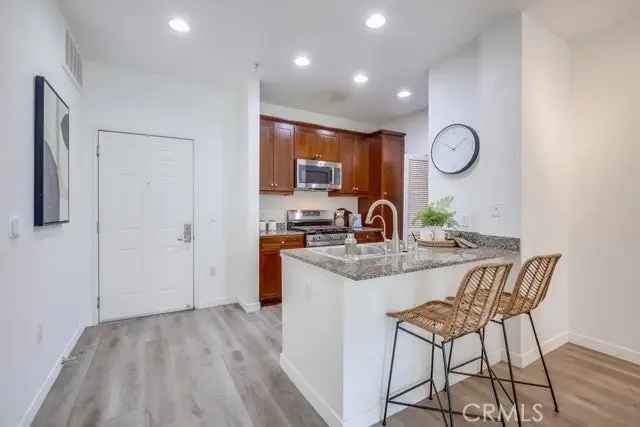 House For Sale in 2105, Scholarship, Irvine, California