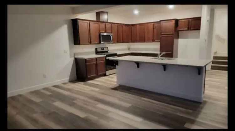 Rent Modern Condo in Northwest Reno with 3 Bedrooms and Backyard