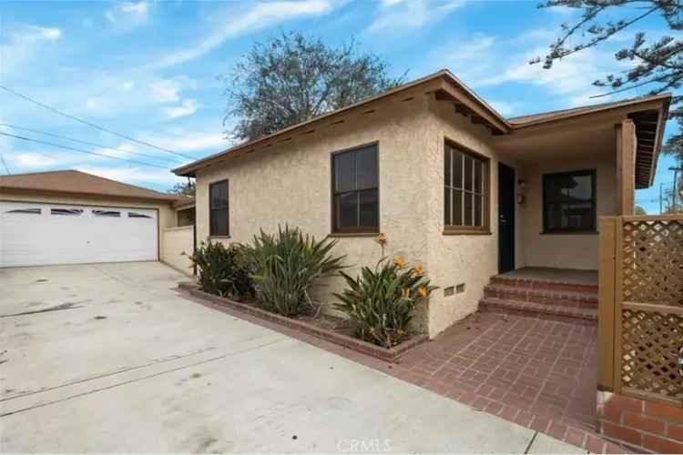 Buy main house in great location with 3 beds and spacious backyard