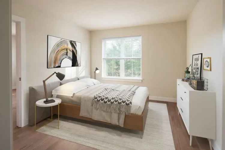 Rent Apartments at Swifts Landing in Wareham with Modern Amenities