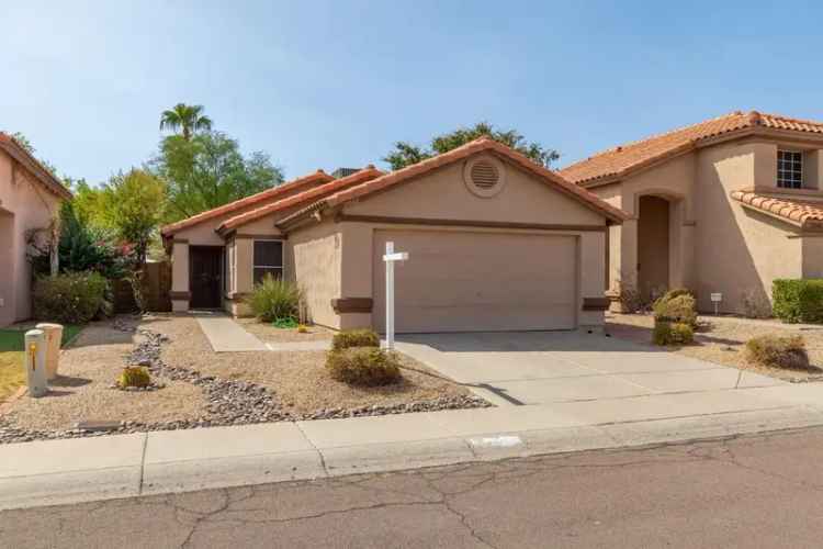 Rent Charming Home with 3 Bedrooms Near Desert Ridge