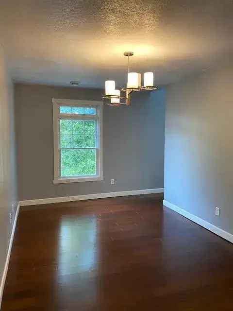 Rent Apartment Unit With Remodeled Features in North East