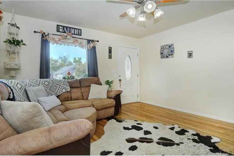 Rent a 2 Bedroom Home with Modern Amenities in Canon City