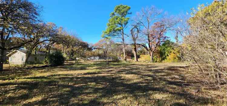 Buy Lot in Arlington with Pond View and Mature Trees