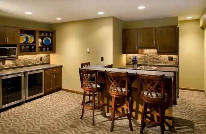 Rent Luxurious Apartments Near Medicine Lake with Exceptional Amenities