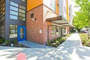 Rent Studio Apartments in Seattle Near Seattle University and Parks