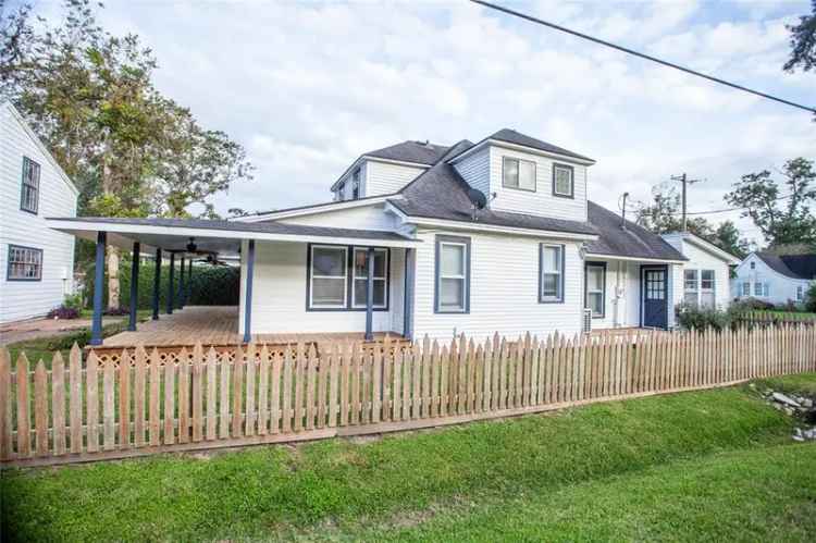 Vintage Home for Sale in Alvin with Large Yard and Detached Garage