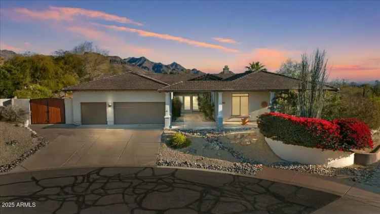 House For Sale in 9217, East Calle De Las Brisas, Scottsdale, Arizona