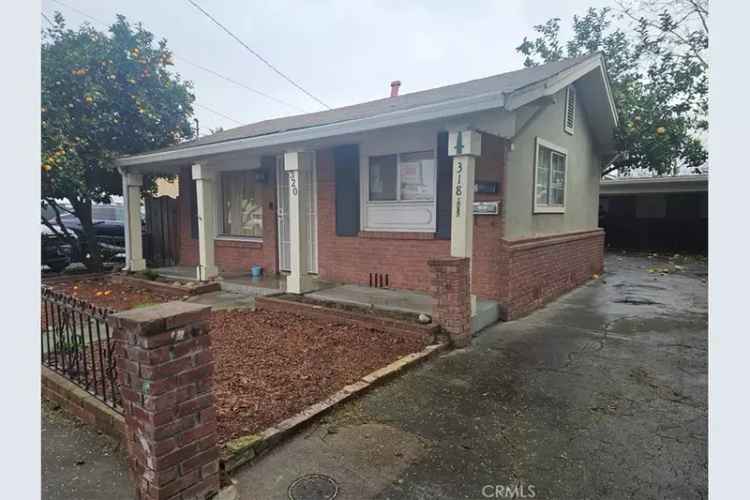 Duplex Investment Opportunity in Burbank San Jose with Patios