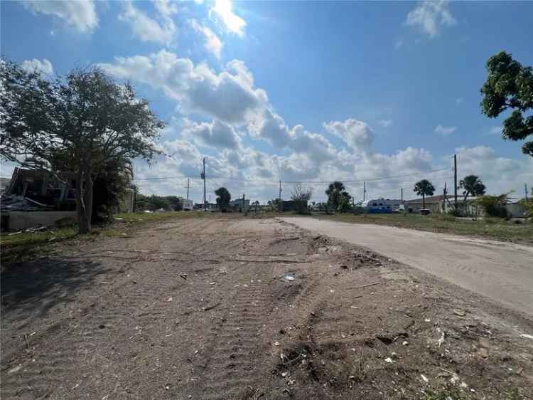 Land For Sale in 1427, Seagull Drive, Englewood, Florida