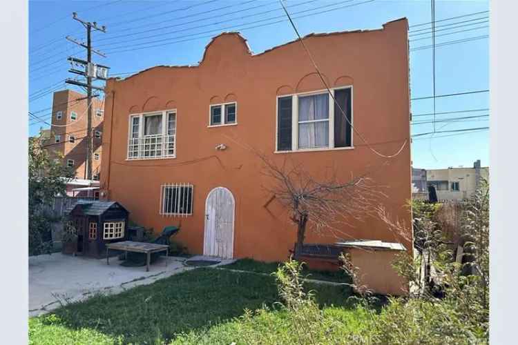 Investment Opportunity Buy 2 Separate Homes Near LAX and USC