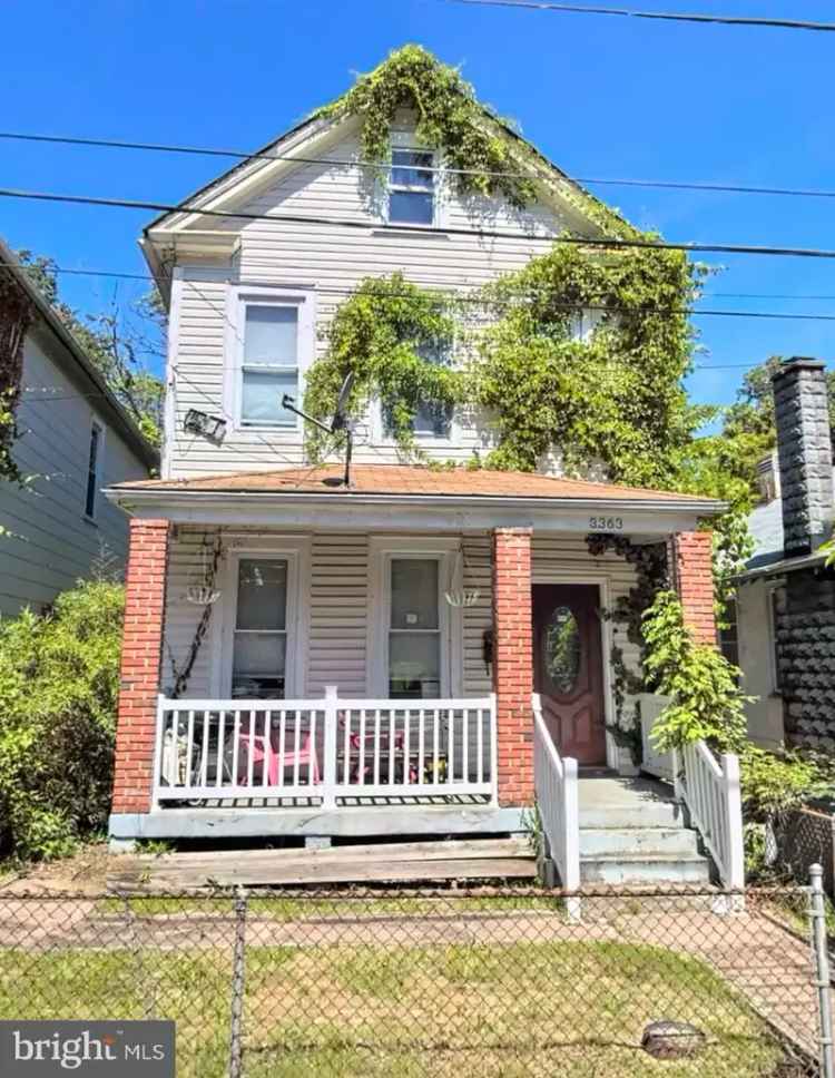 House For Sale in 3363, Brothers Place Southeast, Washington, District of Columbia