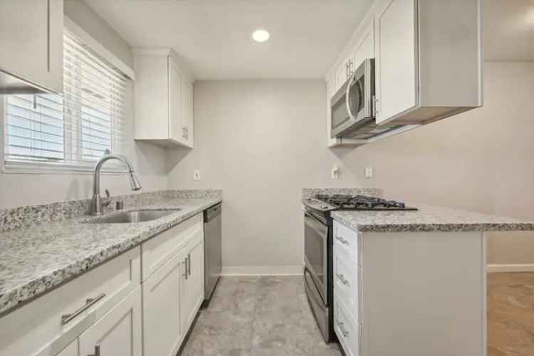 Rent Luxury Apartments in Fremont with Modern Features and Patios