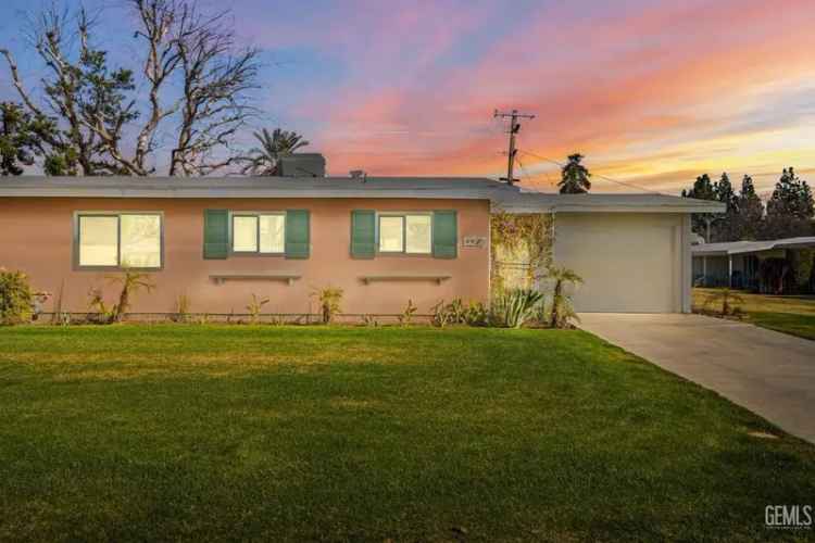 House For Sale in 1120, Pebble Beach Drive, Bakersfield, California