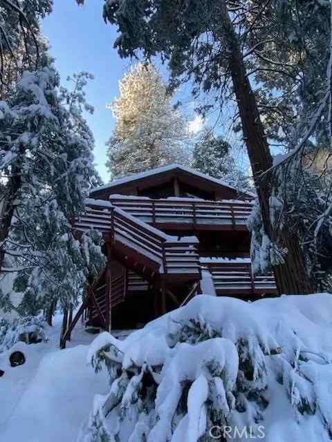 House For Sale in 558, Rose Lane, Twin Peaks, California