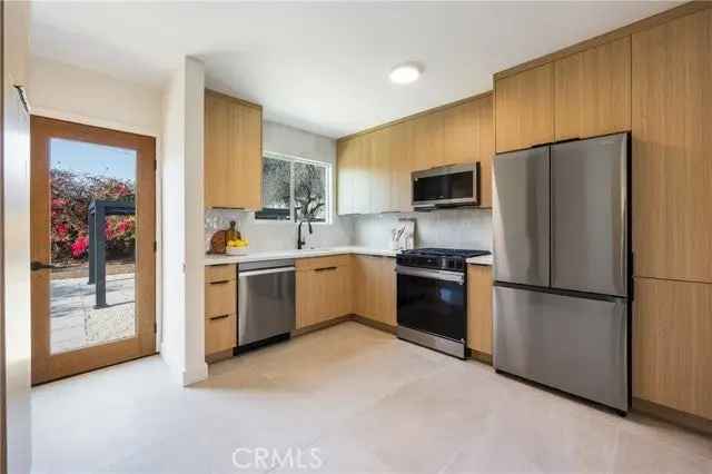 House For Sale in 12375, Herbert Street, Culver City, California