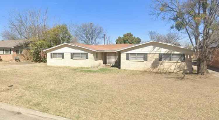 Rent 2 Bedroom Apartment Unit Near Granbury and I20 with Modern Features