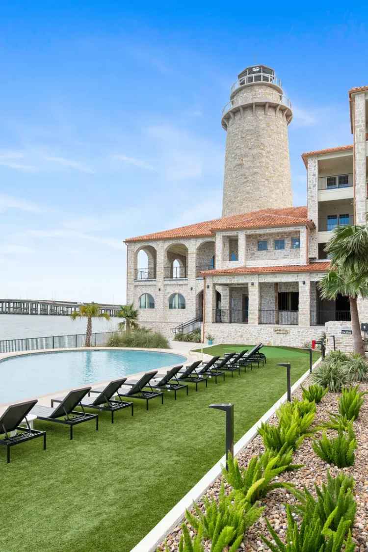 Rent Apartments at Lighthouse Pointe Waterfront Community in Corpus Christi