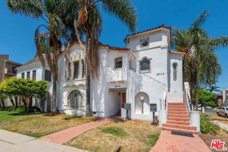 House For Sale in 8701, West Olympic Boulevard, Los Angeles, California