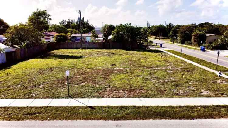 Land For Sale in Lantana, Florida